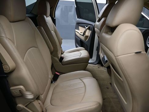 Used 2011 GMC Acadia Denali image 25