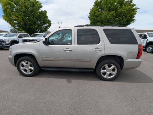 Used 2007 Chevrolet Tahoe LTZ w/ LTZ Preferred Equipment Group AWD/4WD image 9