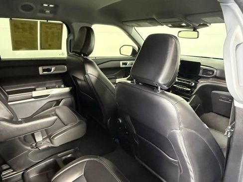 Used 2021 Ford Explorer Limited w/ Equipment Group 301A image 44