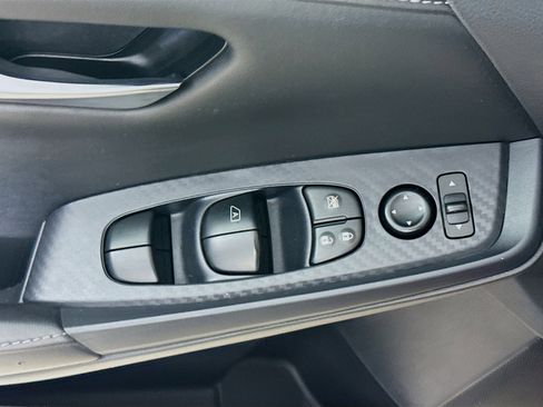 Used 2024 Nissan Sentra SV FWD image 20