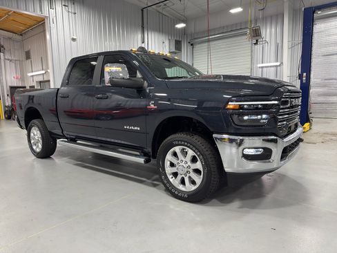 New 2025 RAM 2500 Laramie w/ Sport Appearance Package AWD/4WD image 12