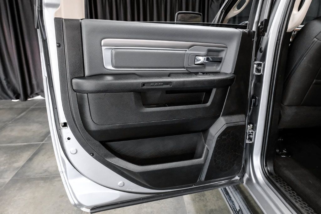 Used 2021 RAM 1500 Classic SLT AWD/4WD image 49