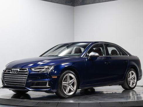 Used 2018 Audi S4 Premium Plus w/ Navigation Package image 2