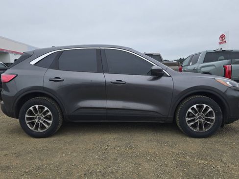 Used 2020 Ford Escape SE AWD/4WD image 4