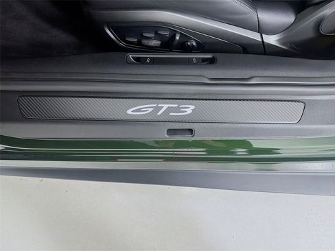 Used 2026 Porsche 911 GT3 RWD image 10