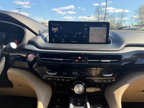 Used 2023 Acura MDX SH-AWD w/ Technology Package image 30