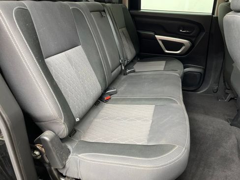 Used 2024 Nissan Titan SV RWD image 21