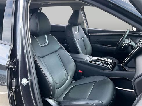 Certified 2023 Hyundai Tucson Limited FWD image 9