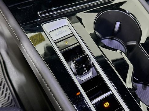 New 2025 Volkswagen Atlas Cross Sport SEL Premium R-Line image 22