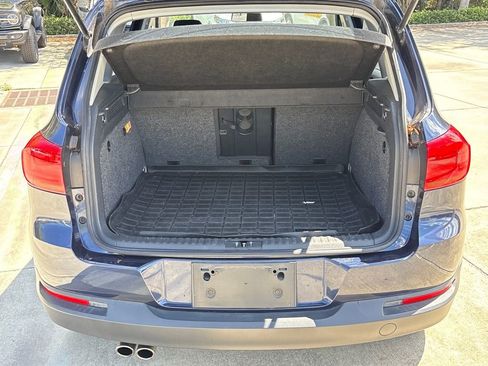 Used 2015 Volkswagen Tiguan S image 29