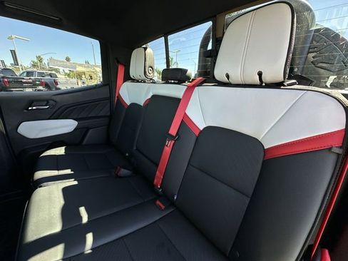 New 2026 GMC Canyon AT4X w/ AT4X AEV Edition AWD/4WD image 26