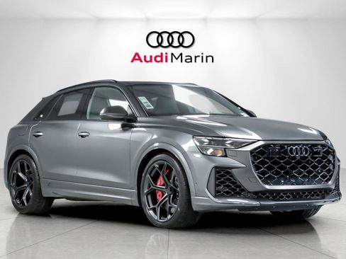 New 2026 Audi RS Q8 performance image 7