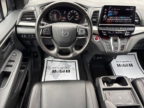 Used 2025 Honda Odyssey Sport-L image 6