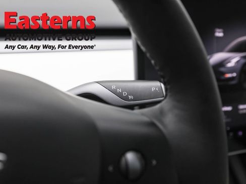 Used 2023 Tesla Model 3 Standard Range image 13