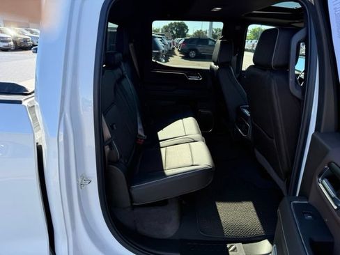 Used 2024 GMC Sierra 1500 Denali AWD/4WD image 13