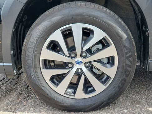 Used 2023 Subaru Outback Premium AWD/4WD image 17