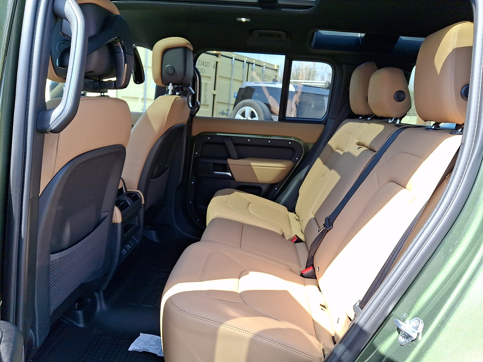 New 2026 Land Rover Defender 110 X-Dynamic SE AWD/4WD image 5