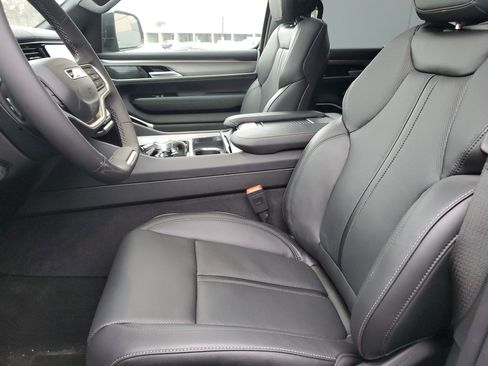 New 2026 Jeep Grand Wagoneer L Limited image 22