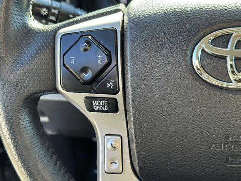 Used 2020 Toyota 4Runner SR5 image 13