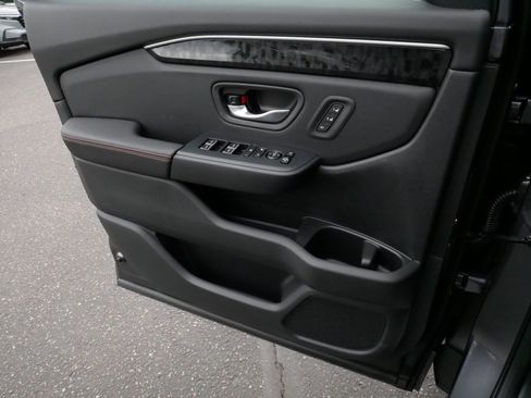 Certified 2026 Honda Passport TrailSport Elite image 29