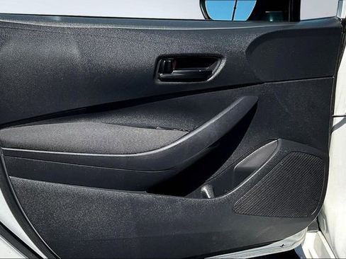 Used 2024 Toyota Corolla LE FWD image 17
