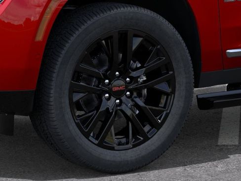 New 2026 GMC Yukon Denali w/ Sun & Power Step Package AWD/4WD image 9