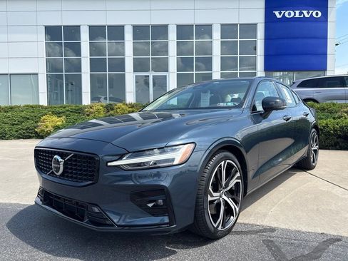 Certified 2023 Volvo S60 B5 Plus w/ Climate Package FWD image 39