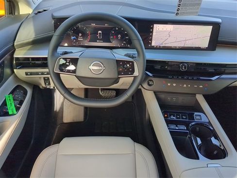 New 2025 Nissan Murano SL image 15