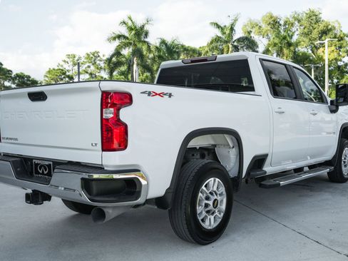 Used 2025 Chevrolet Silverado 2500 LT w/ Convenience Package image 25