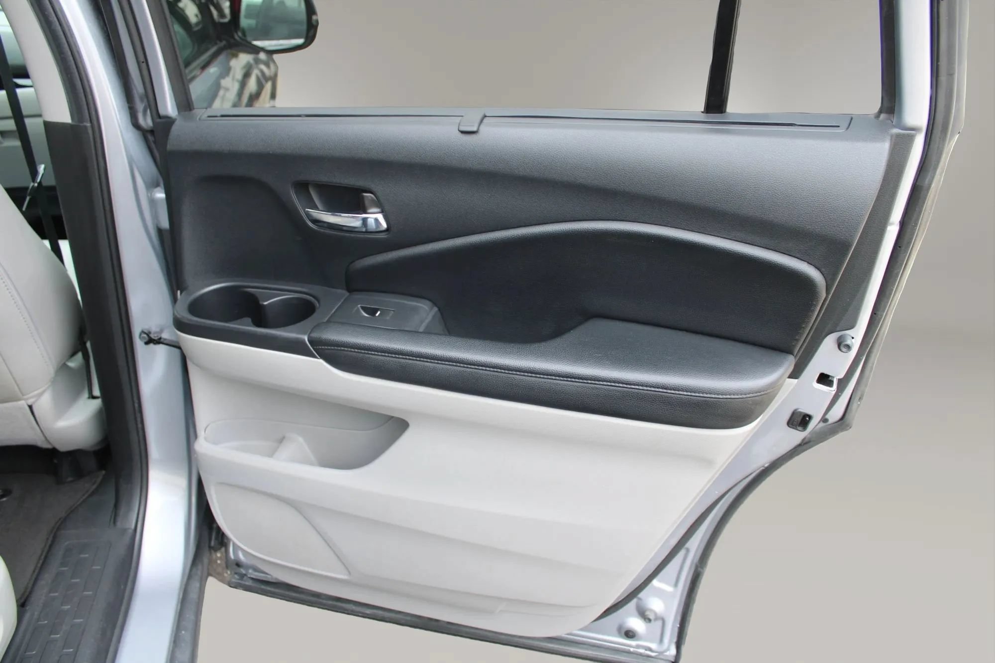 Used 2020 Honda Pilot Touring image 25