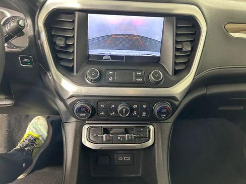 Used 2023 GMC Acadia SLE w/ Driver Convenience Package image 23