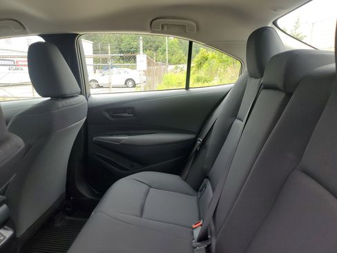 Used 2026 Toyota Corolla LE FWD image 10