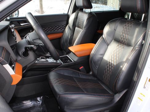 Used 2022 Mitsubishi Outlander SEL image 16