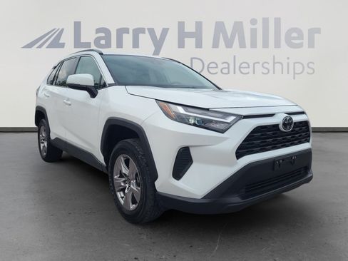 Used 2023 Toyota RAV4 XLE FWD image 7