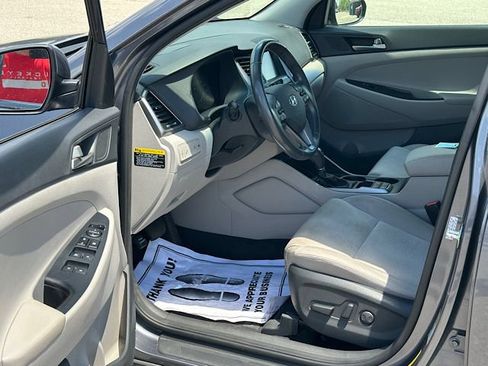 Used 2018 Hyundai Tucson Value FWD image 15