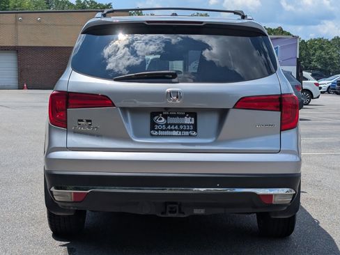 Used 2016 Honda Pilot Touring image 8