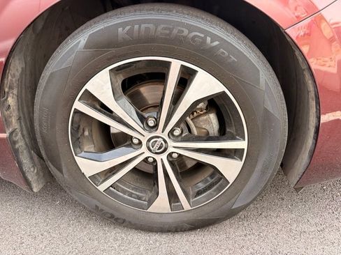 Used 2021 Nissan Sentra SV FWD image 30