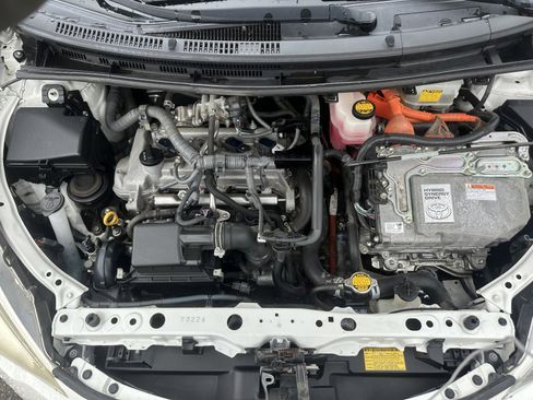 Used 2012 Toyota Prius C Four image 19