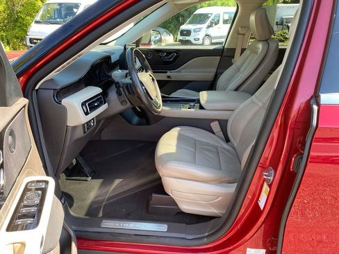 Used 2020 Lincoln Aviator Reserve w/ Equipment Group 201A image 12