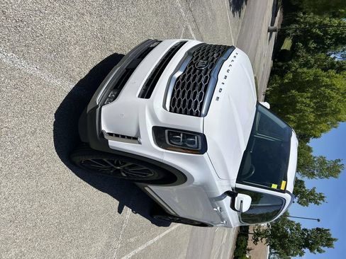 Used 2021 Kia Telluride SX FWD image 3