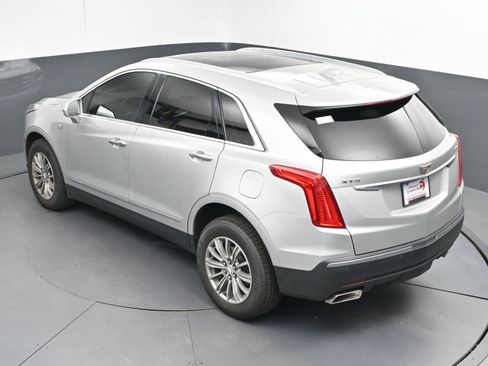 Used 2018 Cadillac XT5 Luxury w/ Driver Awareness Package image 37