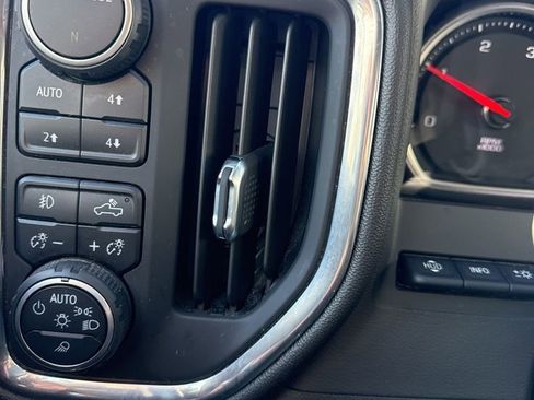 Used 2020 Chevrolet Silverado 2500 High Country w/ Z71 Off-Road Package image 57