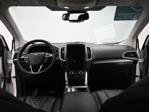 Used 2024 Ford Edge Titanium w/ Equipment Group 301A AWD/4WD image 31