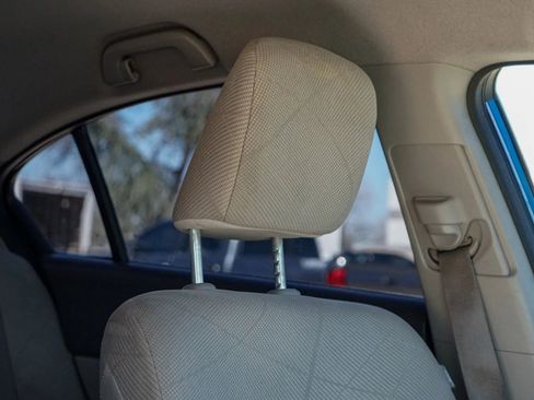 Used 2012 Honda Civic LX image 32