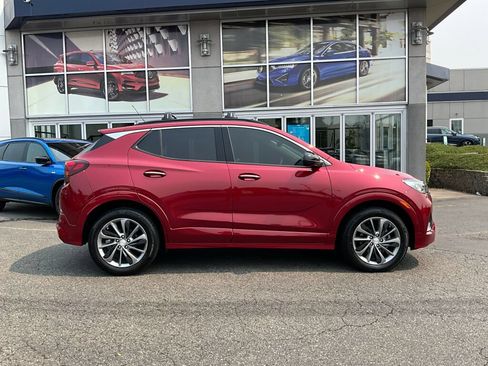 Used 2020 Buick Encore GX Essence w/ Experience Buick Package AWD/4WD image 8