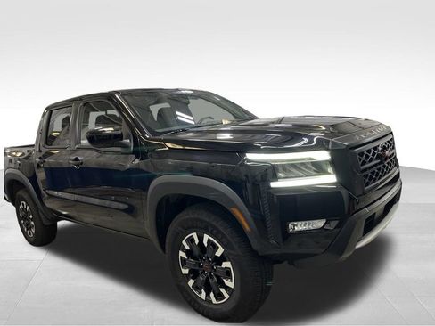 Used 2024 Nissan Frontier PRO-4X AWD/4WD image 7