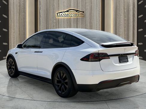Used 2023 Tesla Model X image 7