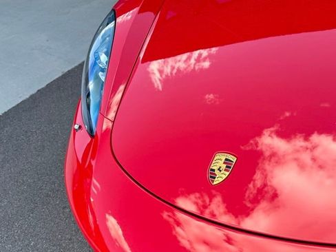 Used 2022 Porsche 718 Boxster RWD image 39