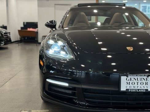 Used 2020 Porsche Panamera 4 image 45
