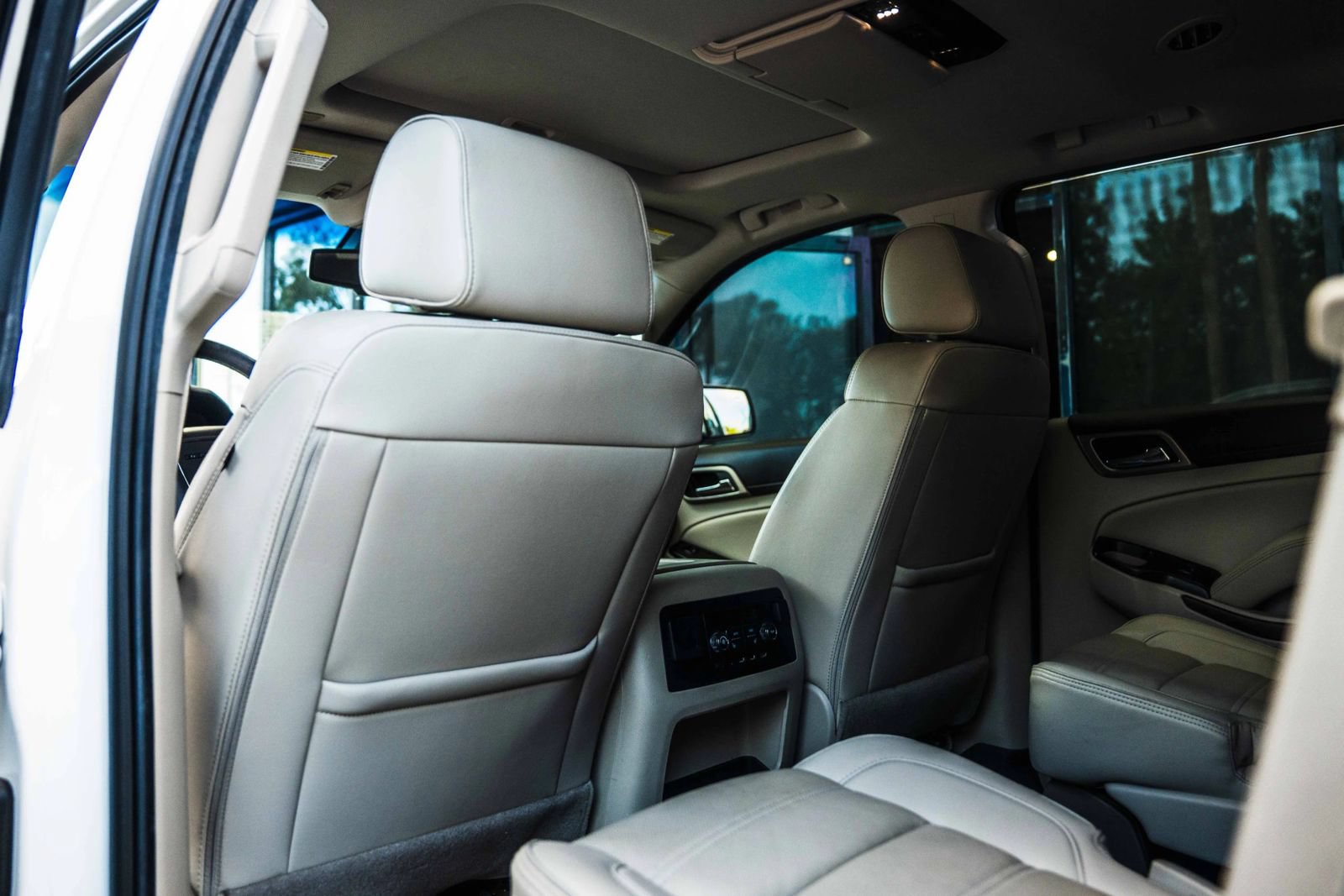 Used 2018 GMC Yukon Denali w/ Open Road Package RWD image 29